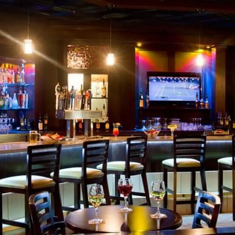 Oasis Restaurant & Lounge