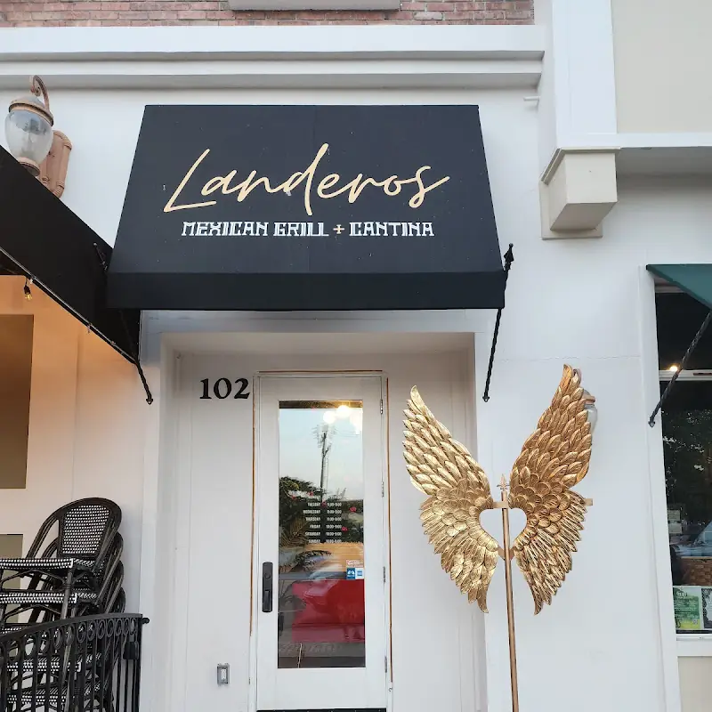 Landeros Mexican Grill + Cantina