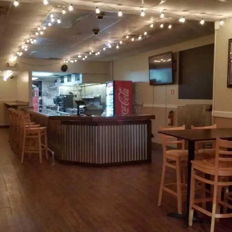 Lefty's Place