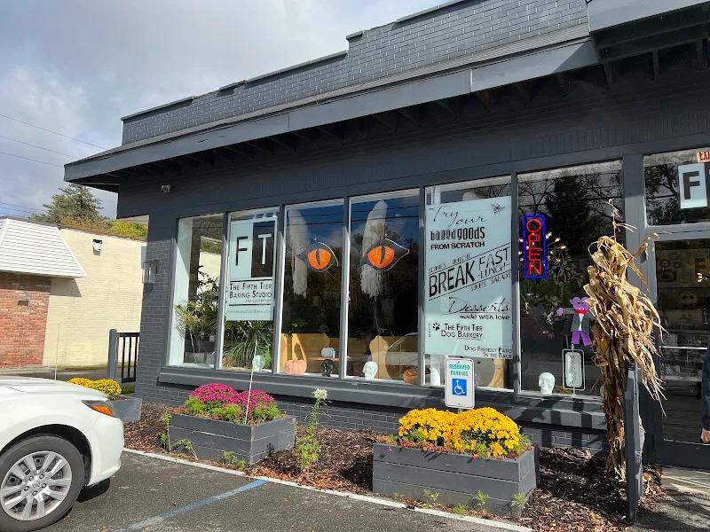 The Fifth Tier Baking Studio and Coffeehouse