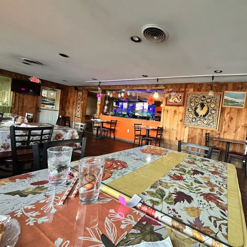 Café De Bangkok | Thai • Sushi