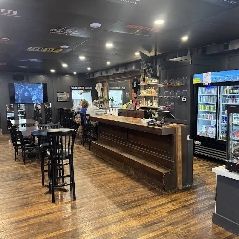 Grand Avenue Bar-Venience