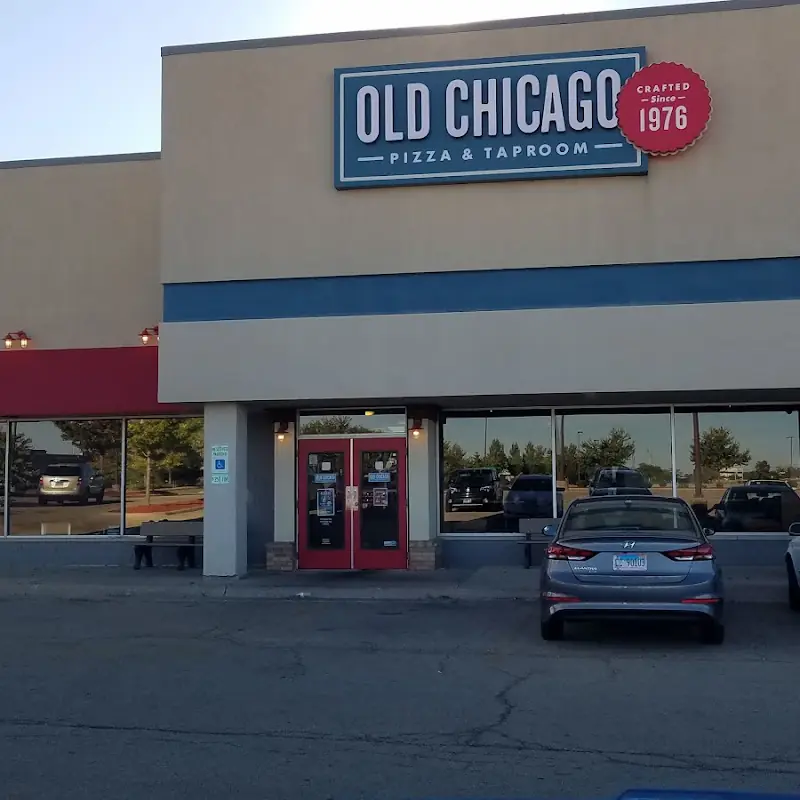 Old Chicago Pizza + Taproom