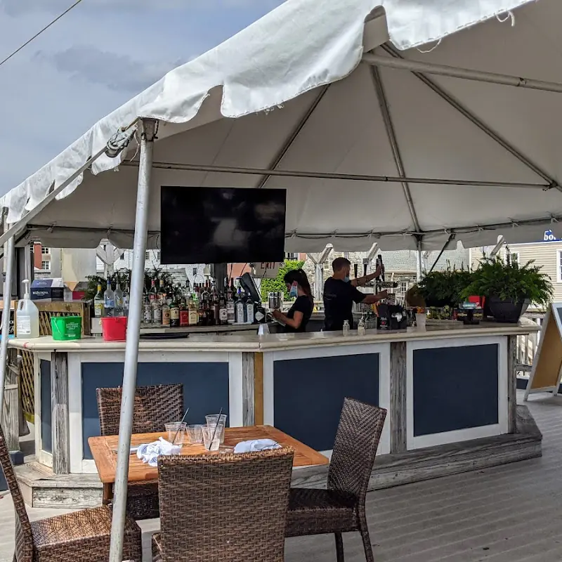 Thames Waterside Bar And Grill