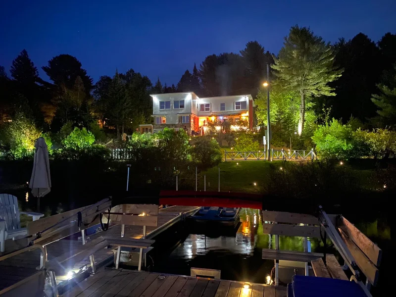 Auberge Lac Du Pin Rouge