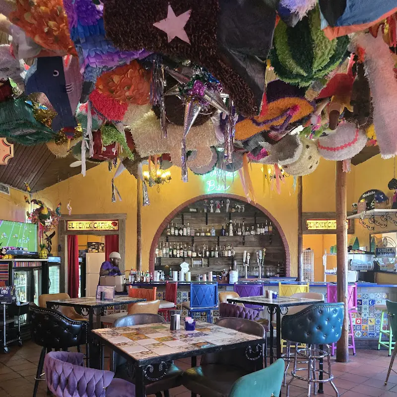 El Fenix Cafe