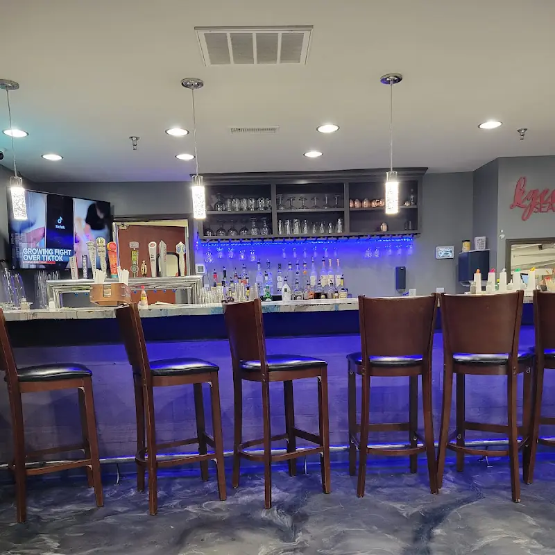 Legends Seafood & Grill