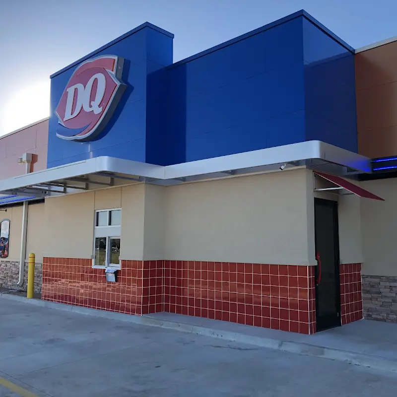 Banana Split BLIZZARD® Treat