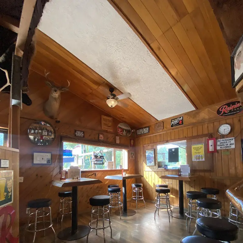Cougar Bar & Grill
