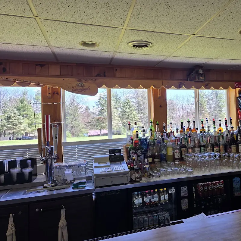 Lakeview Golf & Pizza