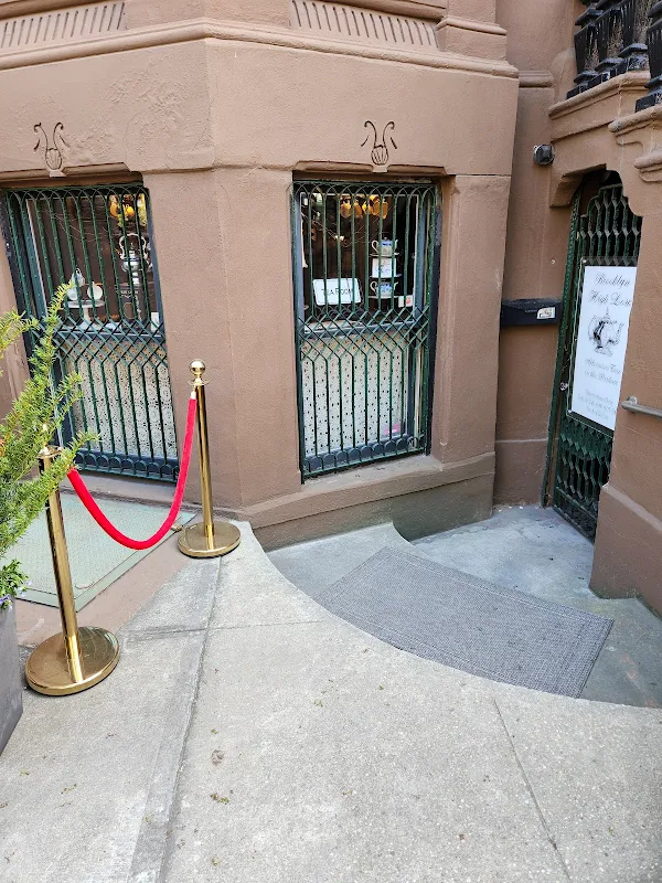 BKHL, The PARLOUR