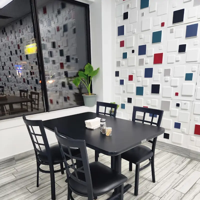 IQLAS Restaurant - Halal Somali Cuisine