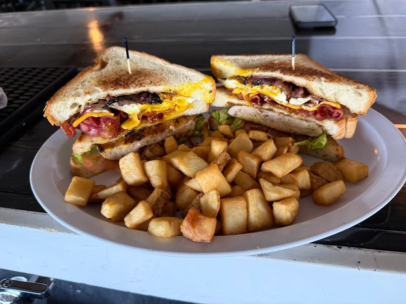 Stumpys Dockside Grill