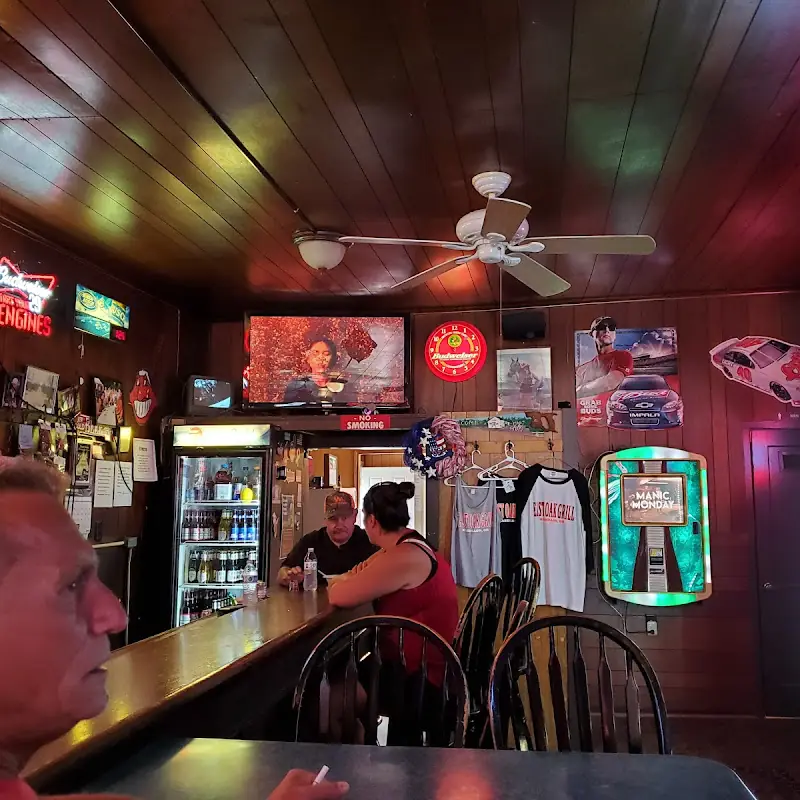 East Oak Grill