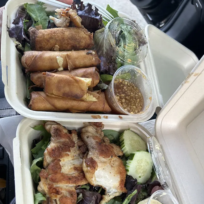 Zom Thia Food Truck