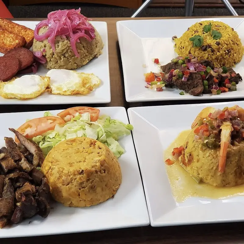 Mofongo relleno de  Chicharon( pork belly)
