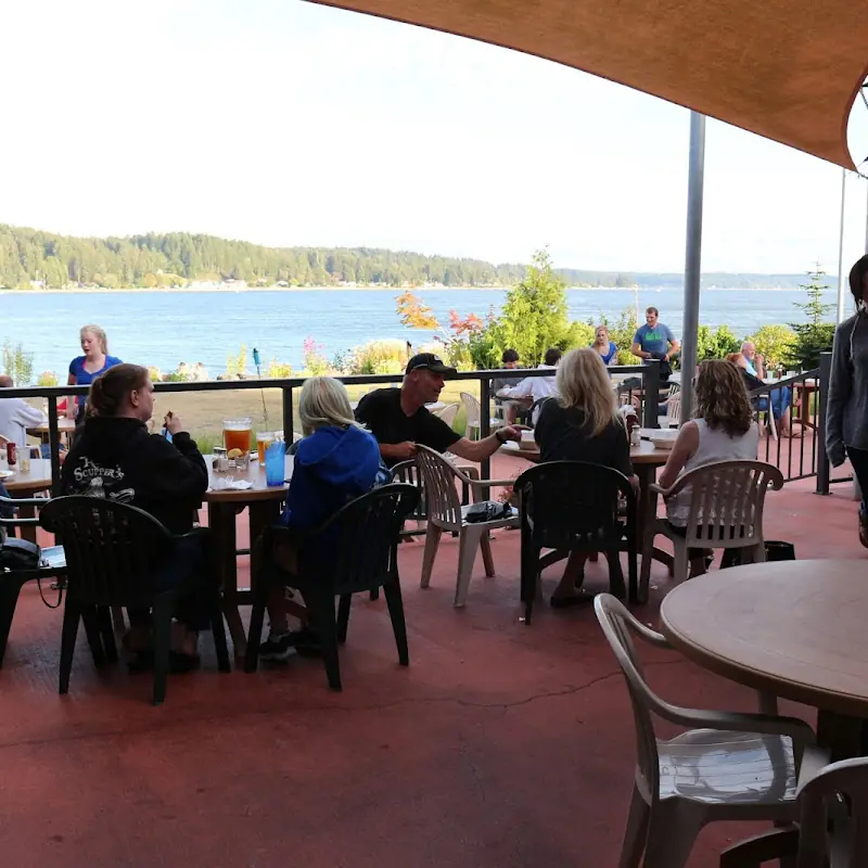 The Boat House Restaurant & Bar