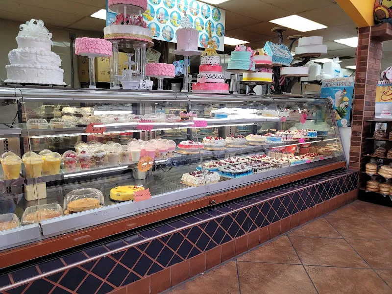 Panadería y pastelería la Alegría