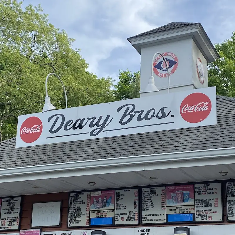 Deary Brothers Mike's Stand