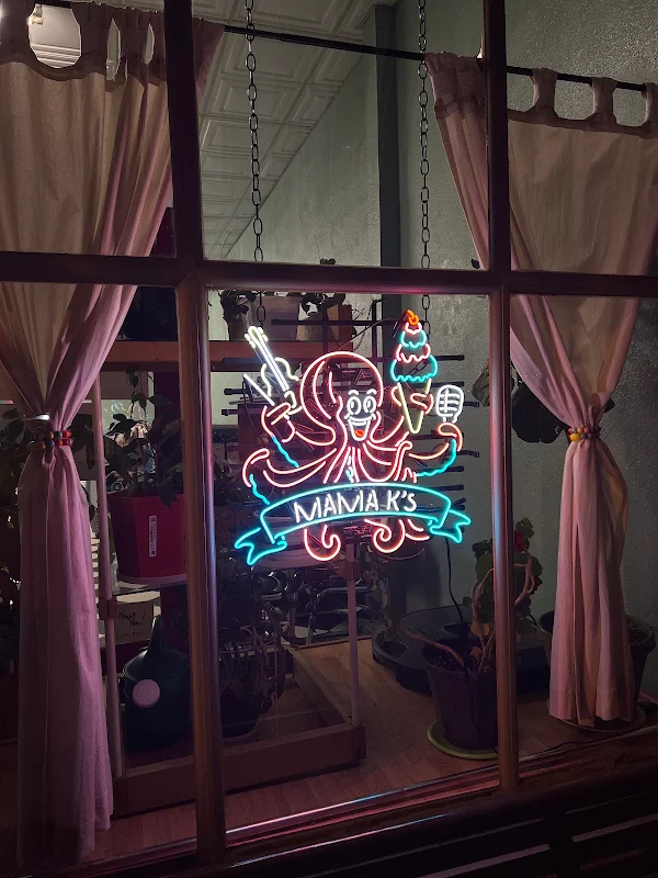 Mama K’s