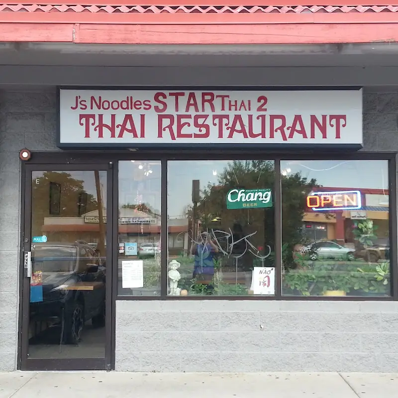 J's Noodles Star Thai