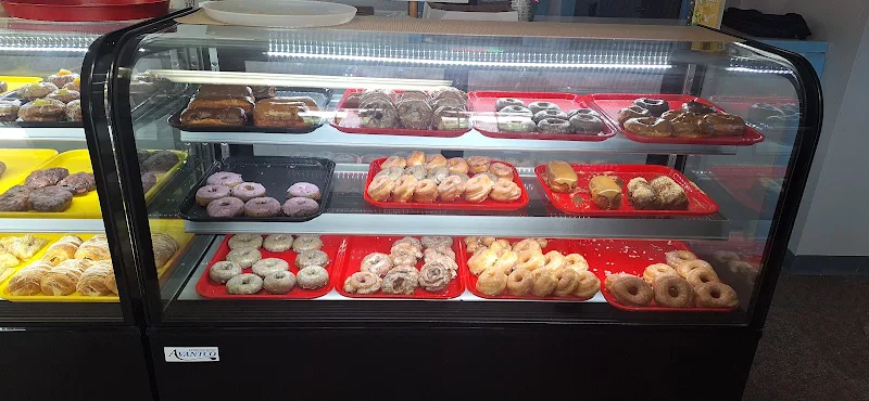 T&V's DONUTS featured by North Hi-Way Cafe