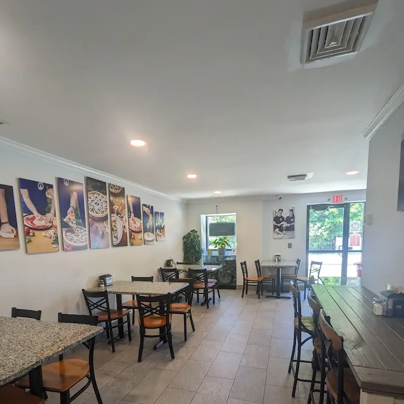 Longo's Pizza