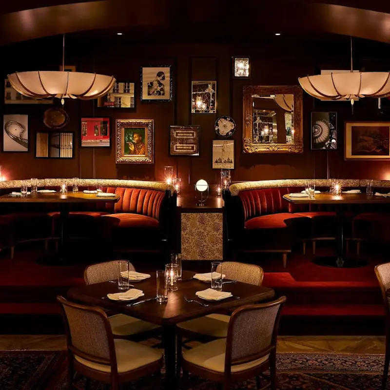 Venteux Brasserie, Cafe & Oyster Bar