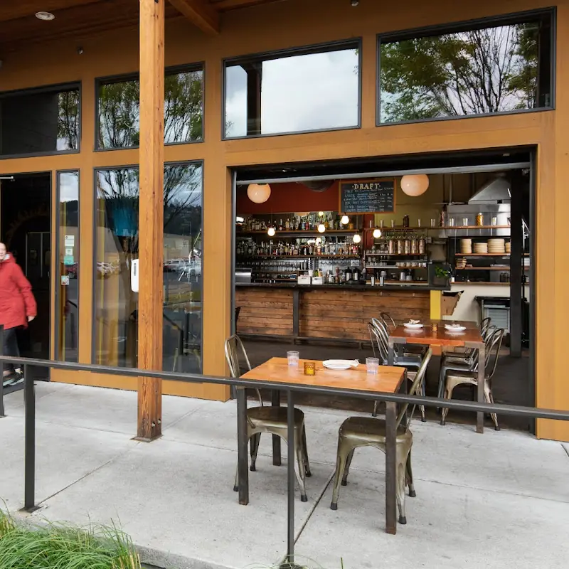 Solstice Wood Fire Pizza & Bar