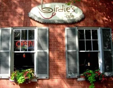 Birdie's Cafe
