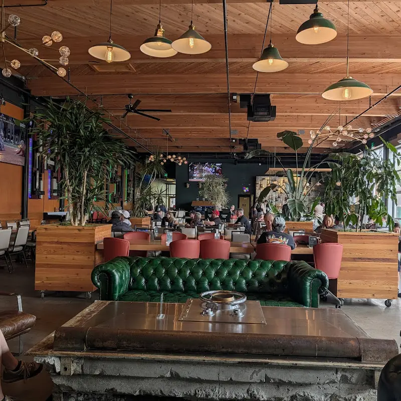 The Heist Bar & Food Carts