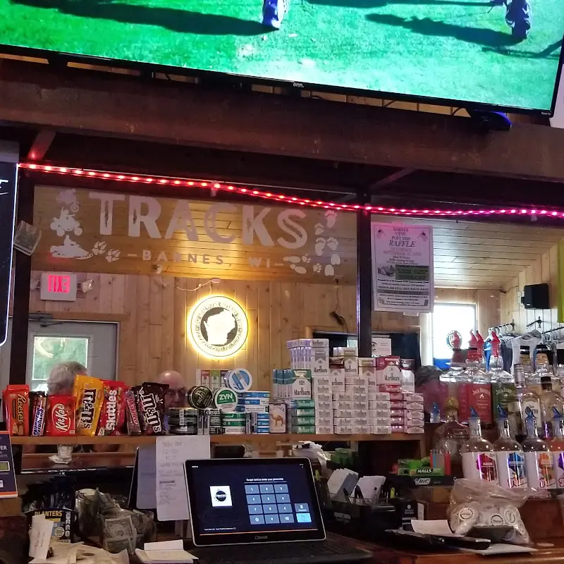 Tracks Inn