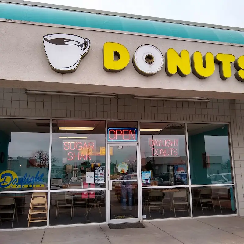 Sugar Shak Daylight Donuts