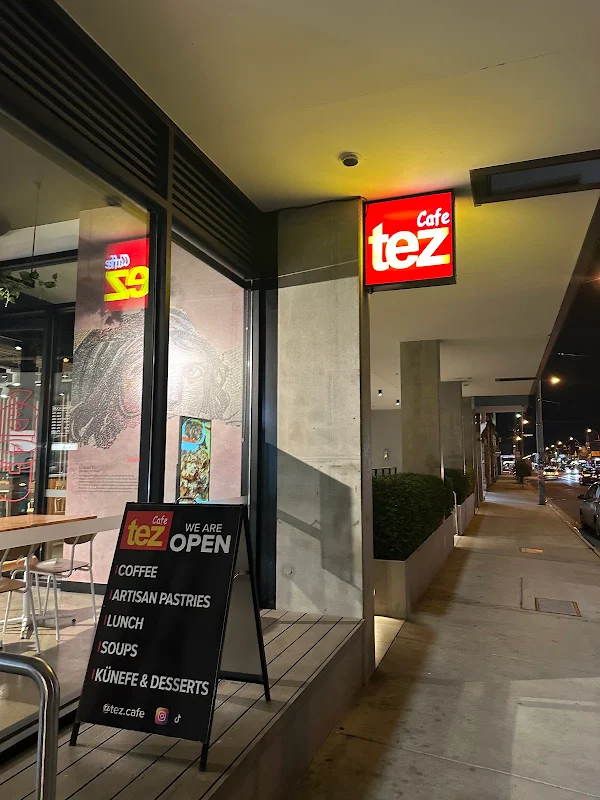 Tez Cafe Baklava Borek Kunefe - Bursa Kofte Kebab