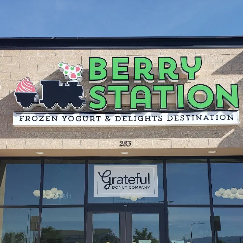 Berry Station Ice Cream and Frozen Yogurt