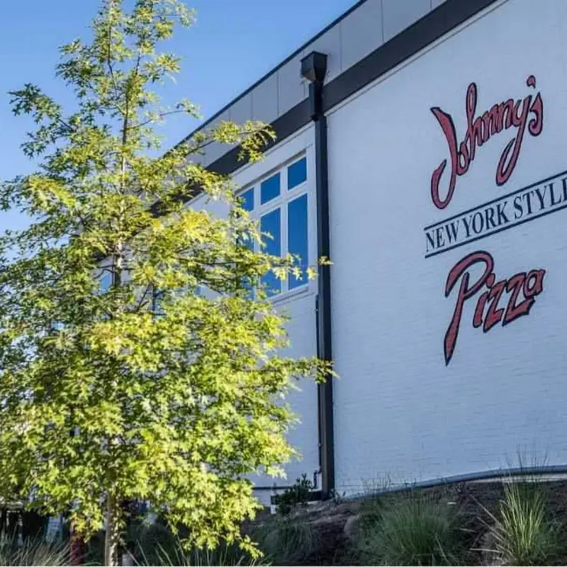 Johnny's New York Style Pizza