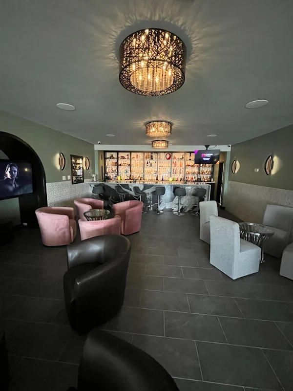 Polanco's Bar