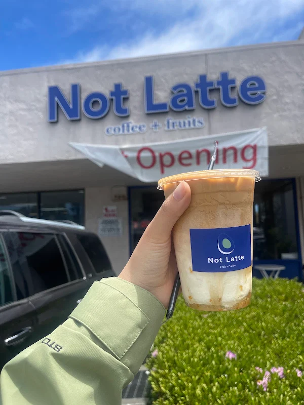 Red Dragon Fruit Latte
