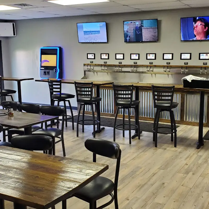 CJ's Pizza and Taproom