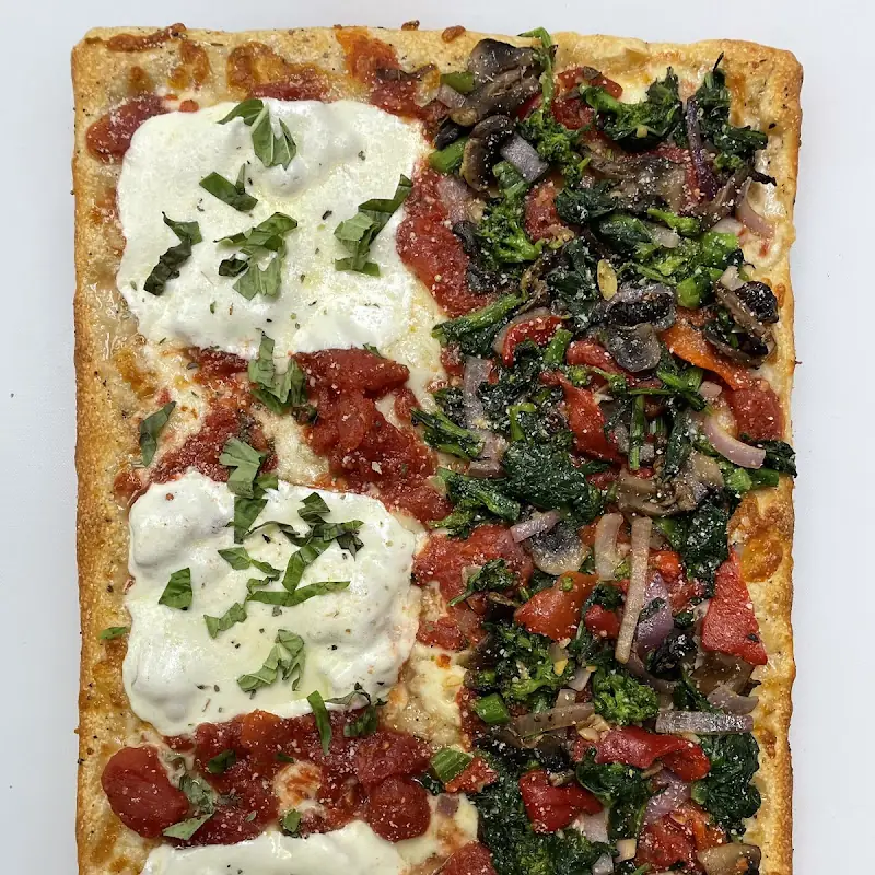 5.Grill Chicken, Jalapeños, Onions, Fresh Mozzarella