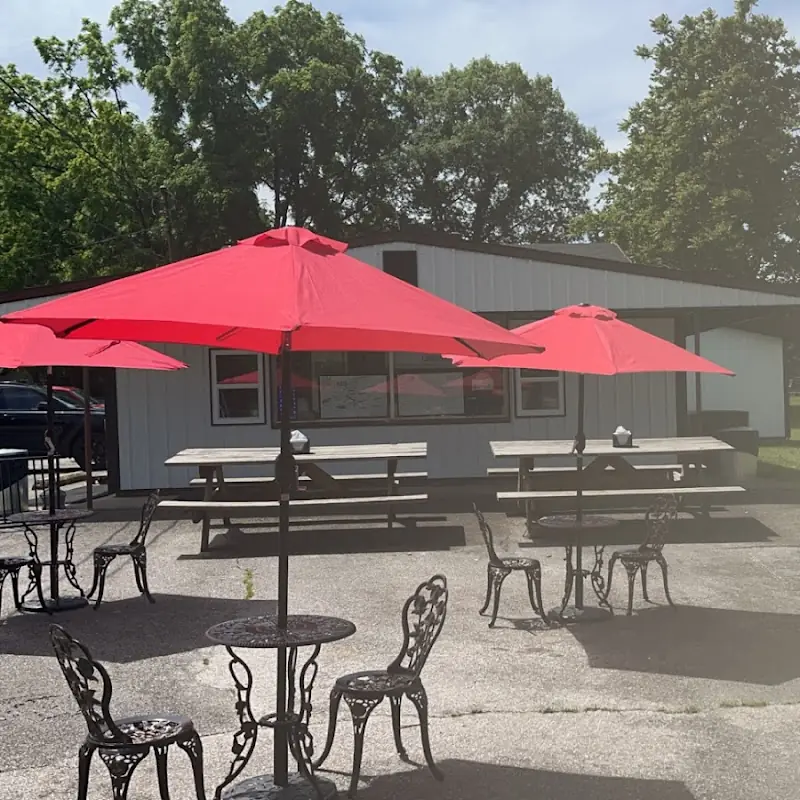 Mighty Mike's Food Hut