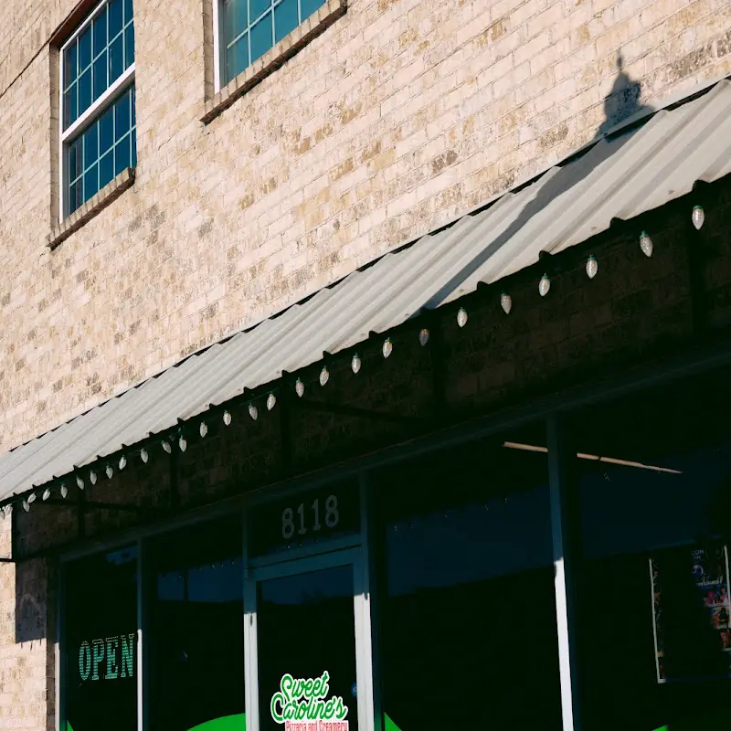 Sweet Caroline's Pizzeria & Creamery