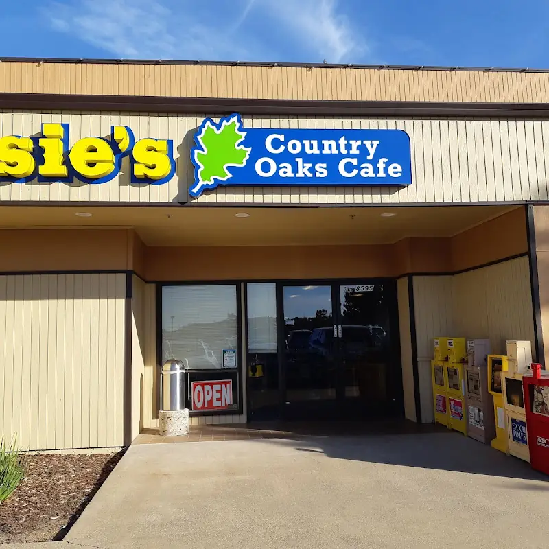 Susie's Country Oaks Cafe