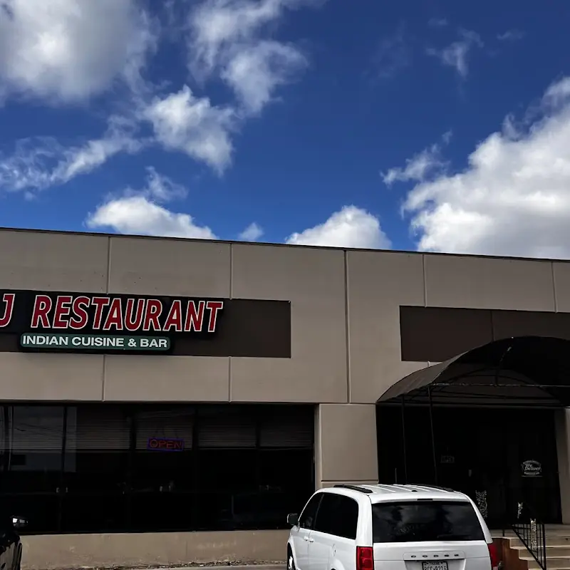 Taj Restaurant & Bar, Best North Indian food