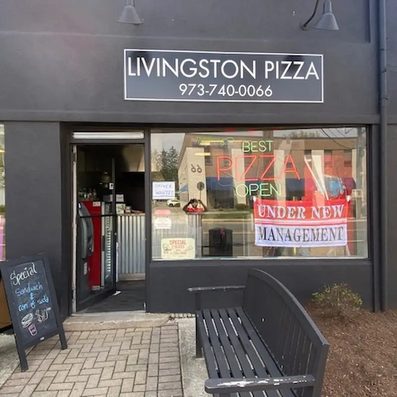 Livingston Pizza