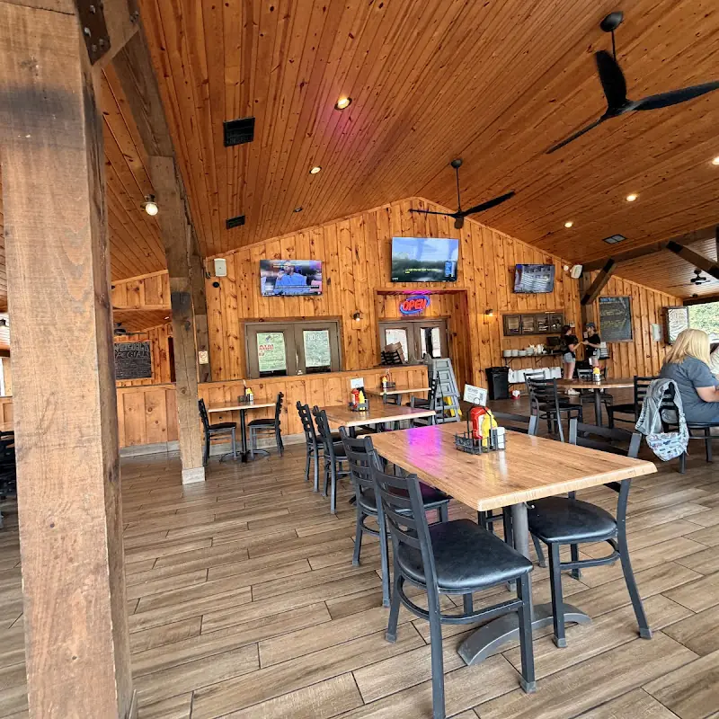 Bigg Daddys Restaurant & Tavern