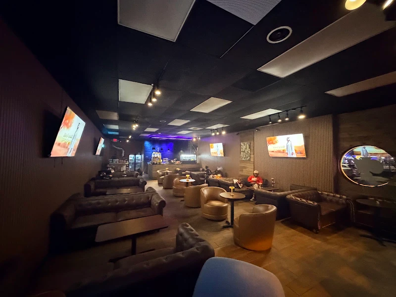 Corner C7 Hookah Lounge & Cafe