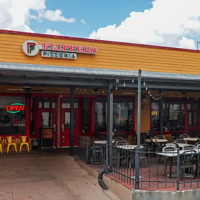 Flippers Pizza Co. - Old Town