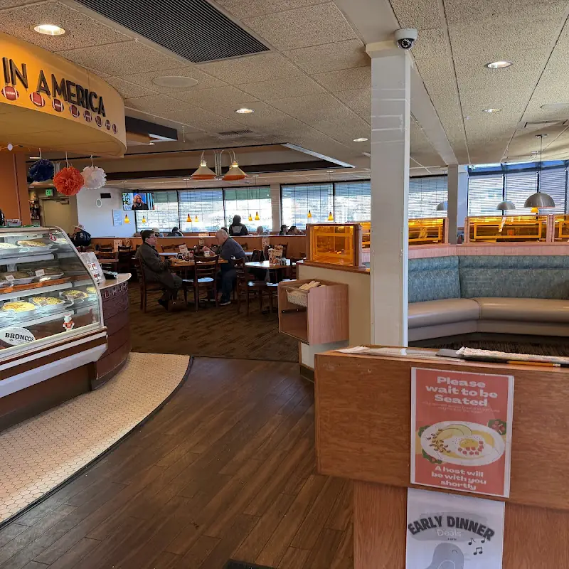 Village Inn