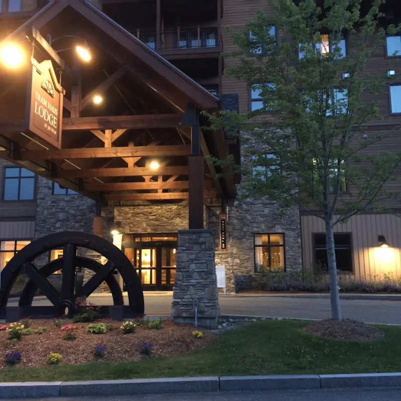Tram Haus Lodge